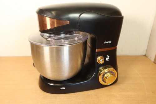 Studio stand mixer with - studio,
