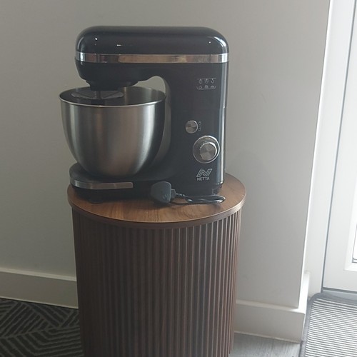 Netta 1000w stand - 1000w, black